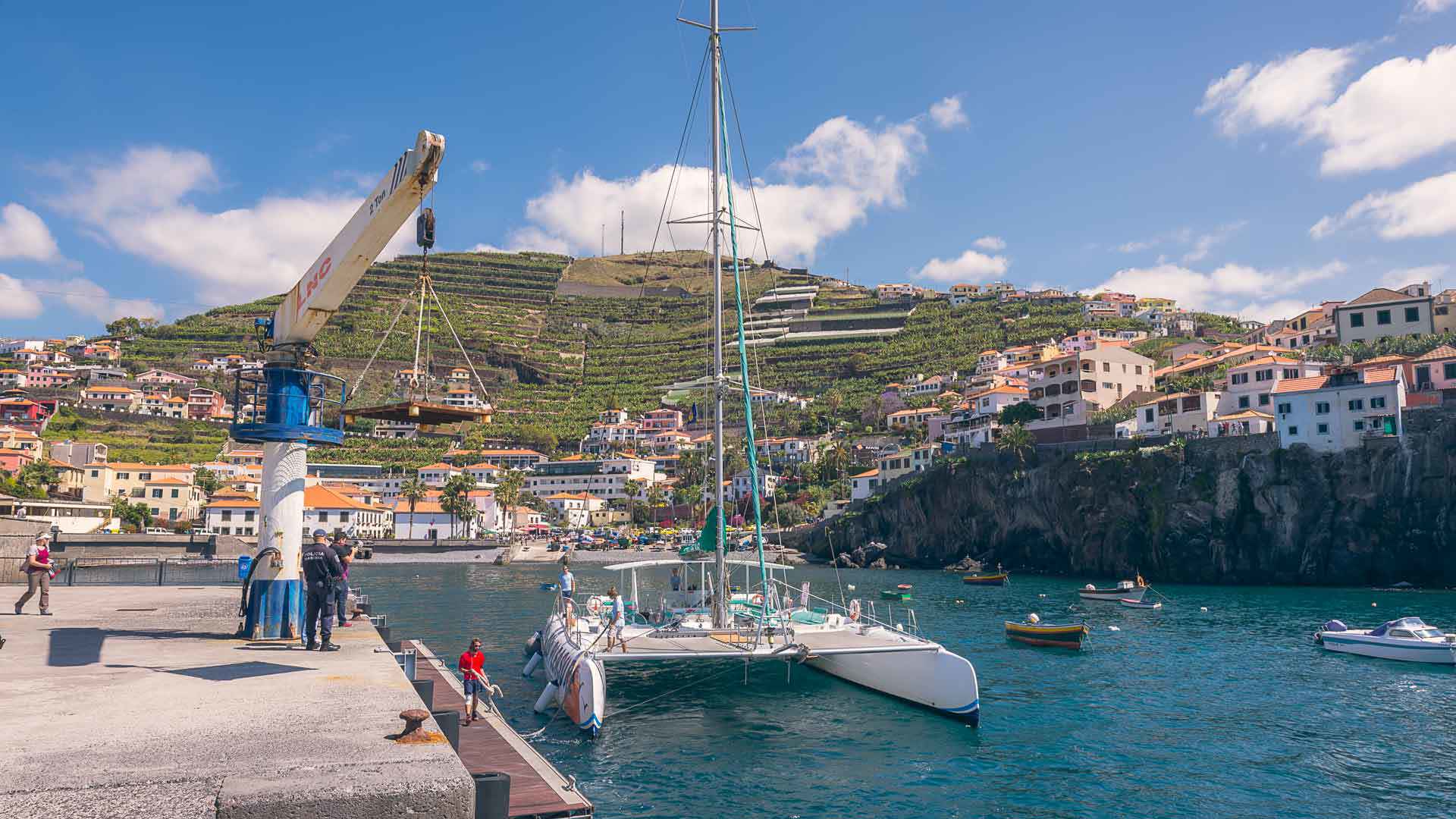 la baie de câmara de lobos 7