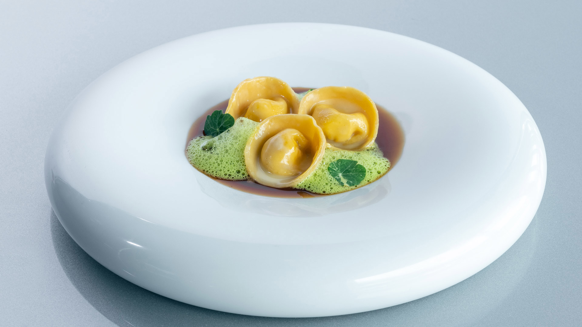restaurant skyfood palace 7