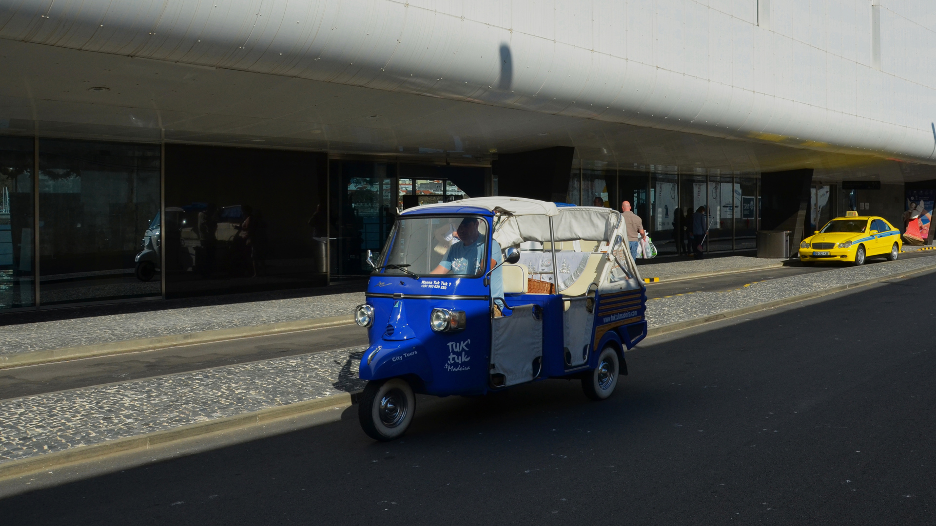 tuk tuk funchal 15