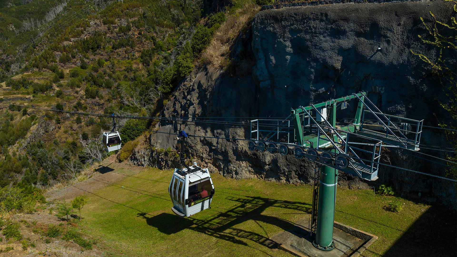 Botanical Garden Cable Car 1