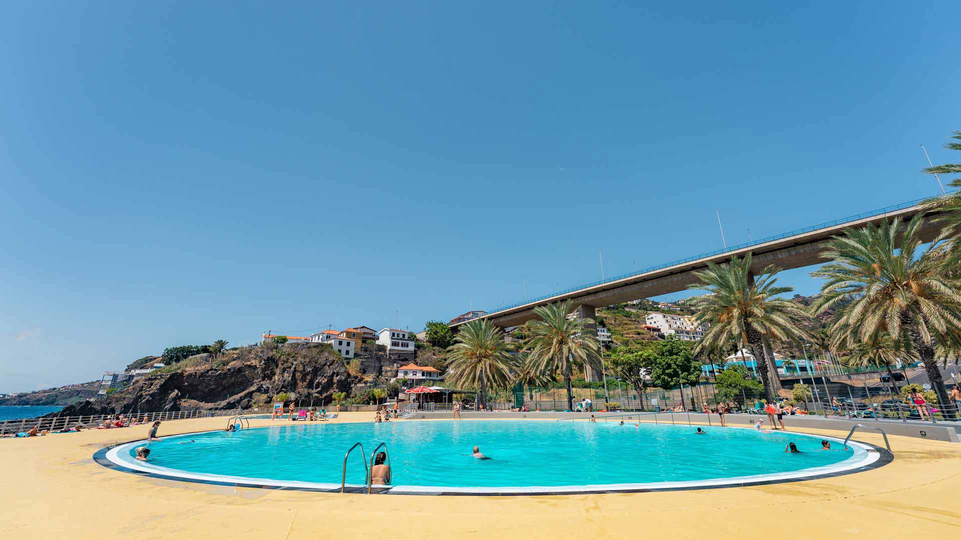Complexe de bains de ribeira de boaventura 2