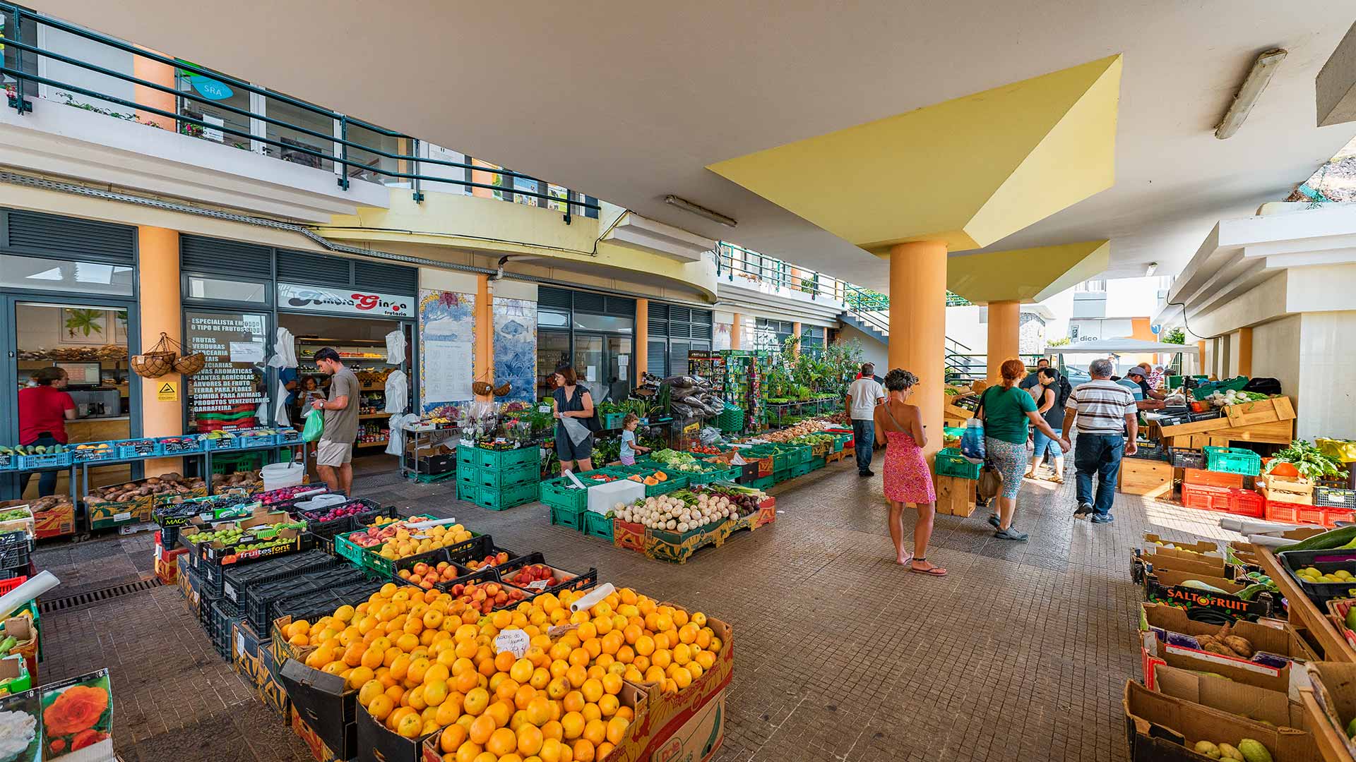 mercado da ribeira brava 4